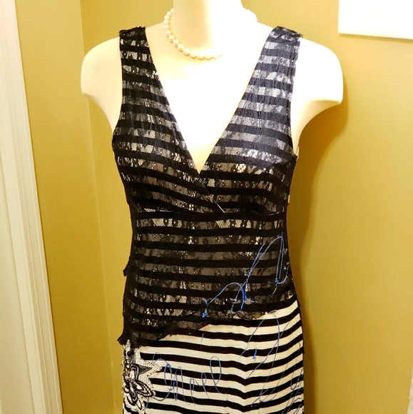 Dress - Picture 1 of 6